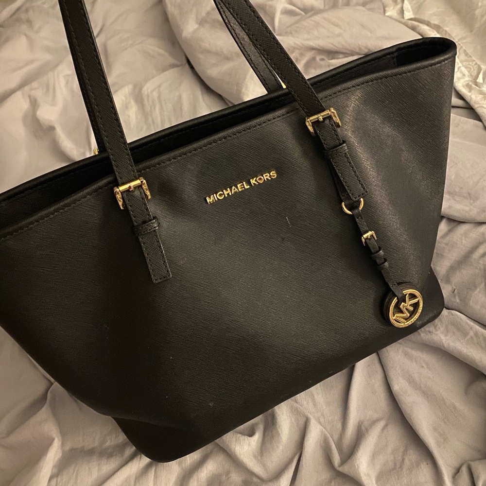 Michael Kora tote bag. Gently used